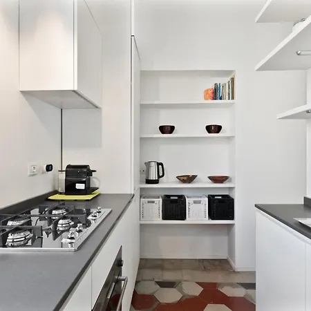 アパート Vintage Hideaway Milan-historic Courtyard *