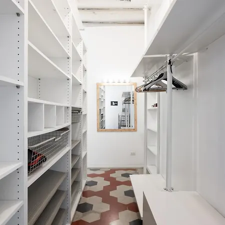 Vintage Hideaway Milan-historic Courtyard ミラノ