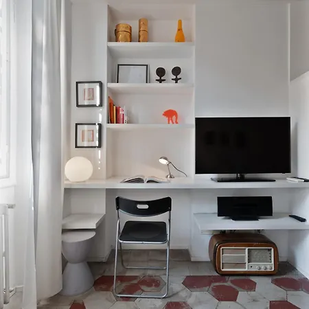 アパート Vintage Hideaway Milan-historic Courtyard