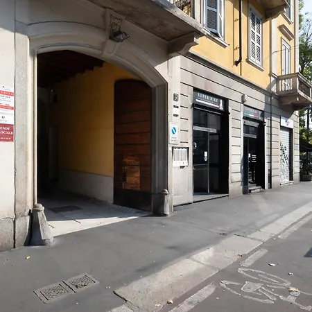 Vintage Hideaway Milan-historic Courtyard アパート *