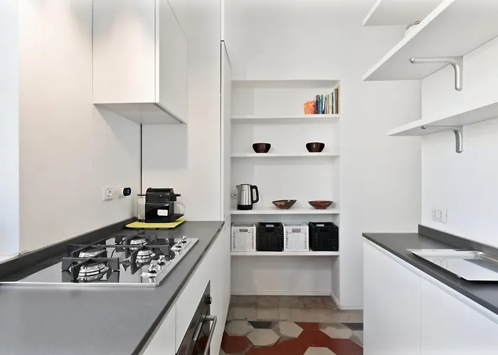 Apartament Vintage Hideaway Milan-historic Courtyard *