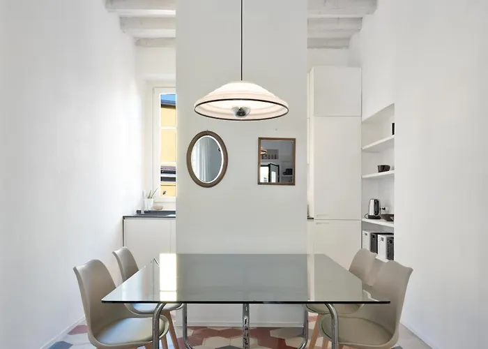 Vintage Hideaway Milan-historic Courtyard Apartament