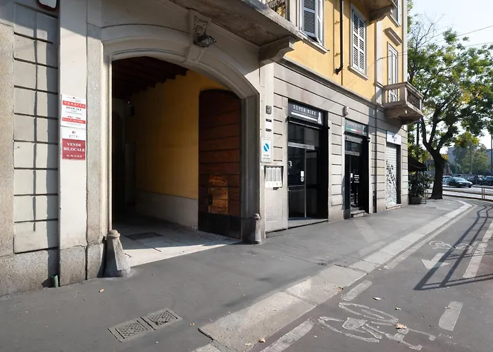 Vintage Hideaway Milan-historic Courtyard Apartament *