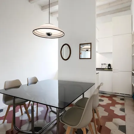 Vintage Hideaway Milan-historic Courtyard *